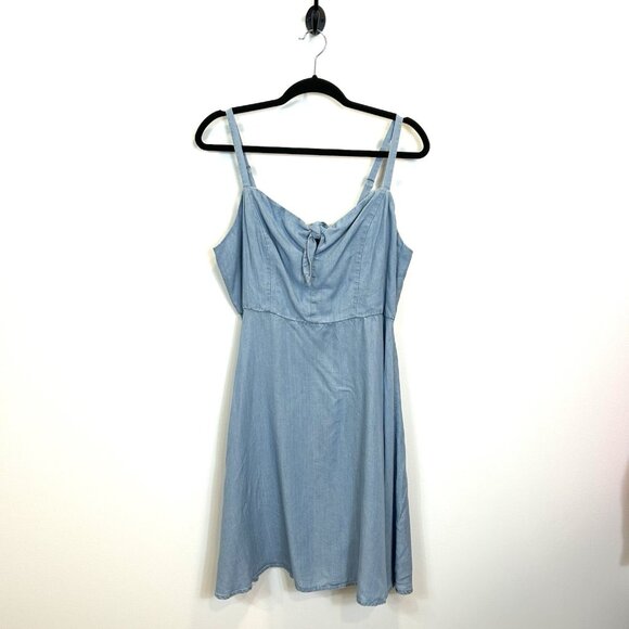 Old Navy Large Sleeveless Tie Front Cami Dress Chambray Blue Stretch Back - Picture 1 of 9